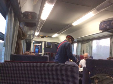 CFR: Trenurile de călători pot avea întârzieri între 10 şi 20 de minute